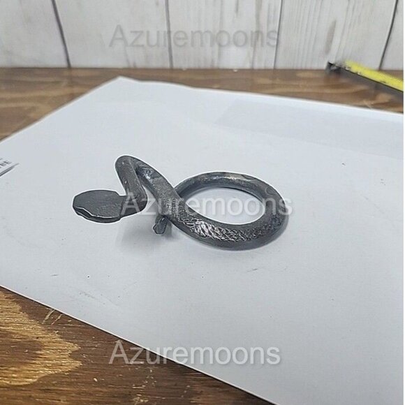 Vintage  1982 Hand Forged Rattle Iron Snake 4 x 2 x 1.25 - Picture 1 of 7
